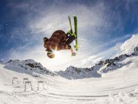 FB体育在线-战术的枷锁与天才的钥匙，利物浦体系如何锁死葡萄牙，梅西如何一剑封喉