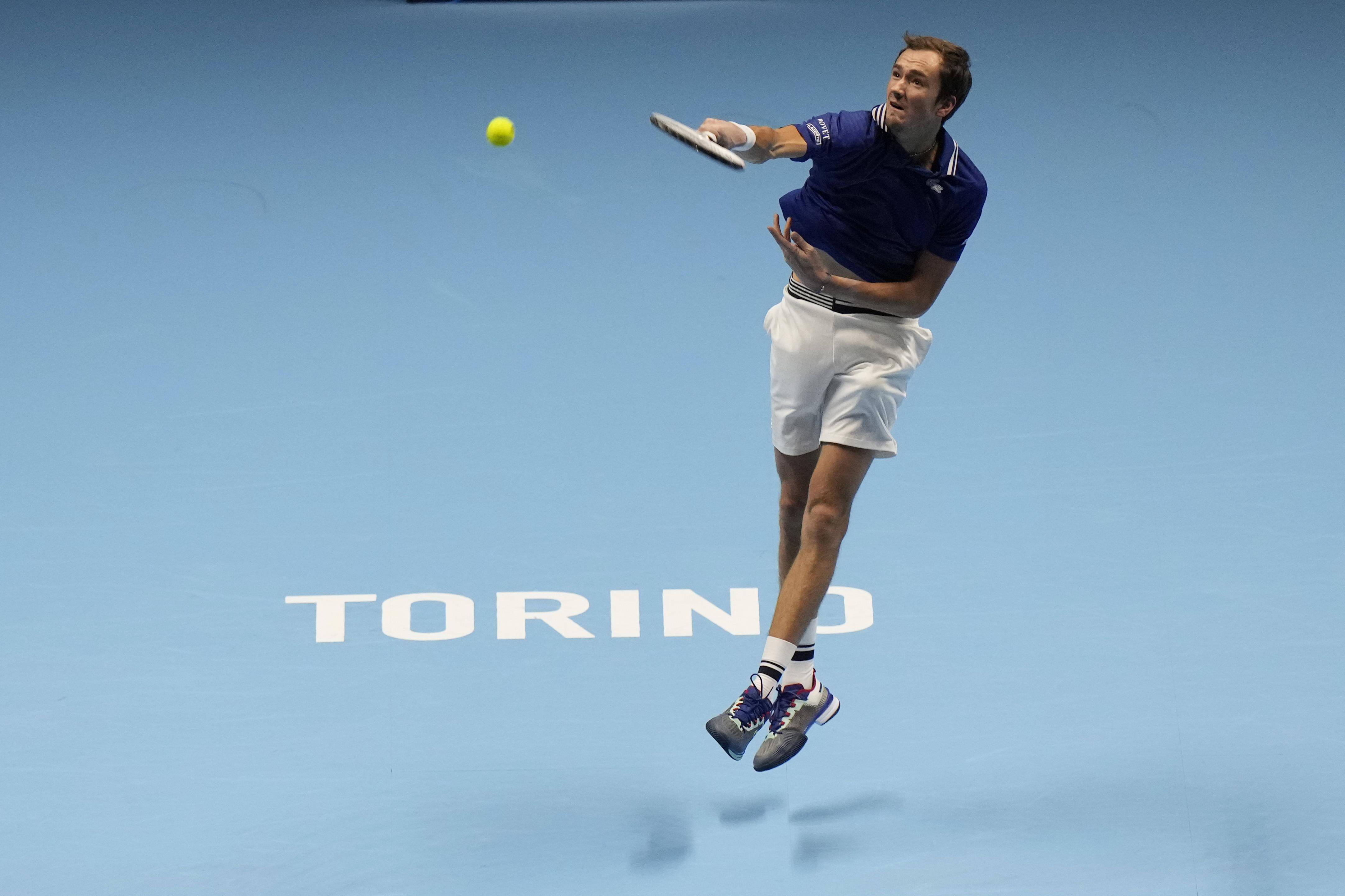 德国网球队鏖战意大利网球队,梅德韦杰夫关键制胜的简单介绍 德国网球队鏖战意大利网球队,梅德韦杰夫关键制胜的简单介绍