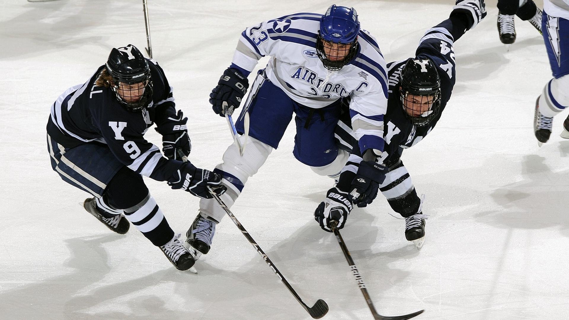 绿茵场与硬木地,当意甲焦点战遇上雷霆绝杀湖人